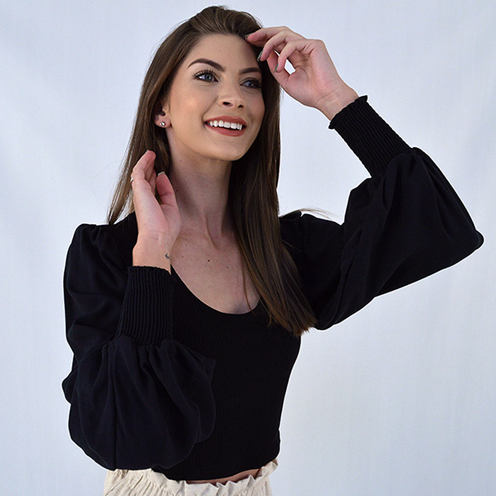 Blusa Manga Bufante Cor Off Preta Lez a Lez  - Foto 1