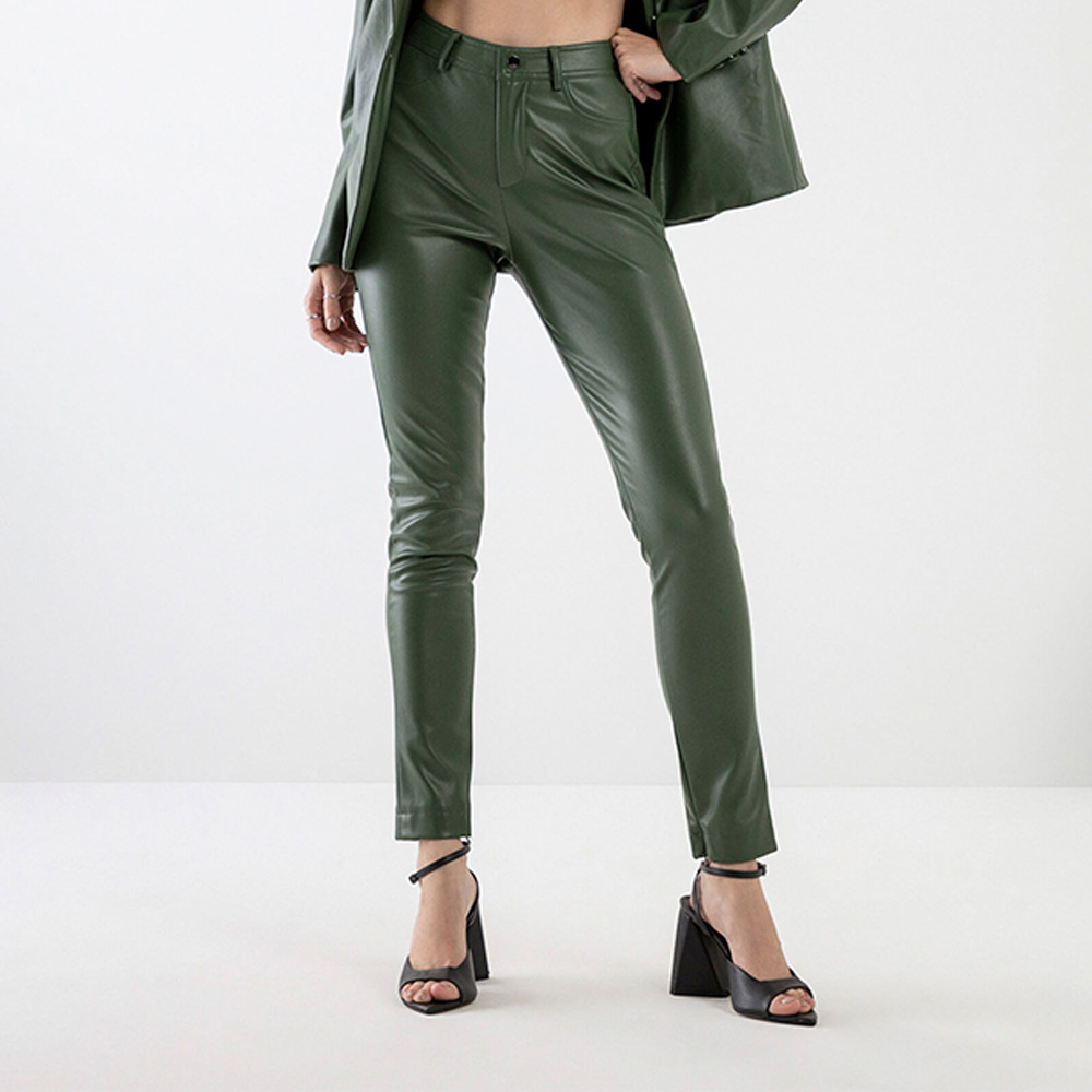 Cala Skinny Em PU Militar Lez a Lez - Foto 1