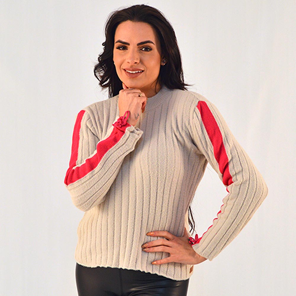 Blusa Tric Cru Com Detalhe Rosa Na Manga Tricot Nacional Promo - Foto 1