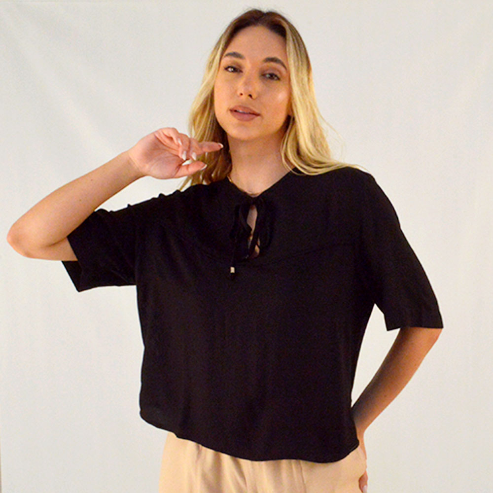 Blusa Viscose Amarrao Busto Cor Preta Scalon  - Foto 1