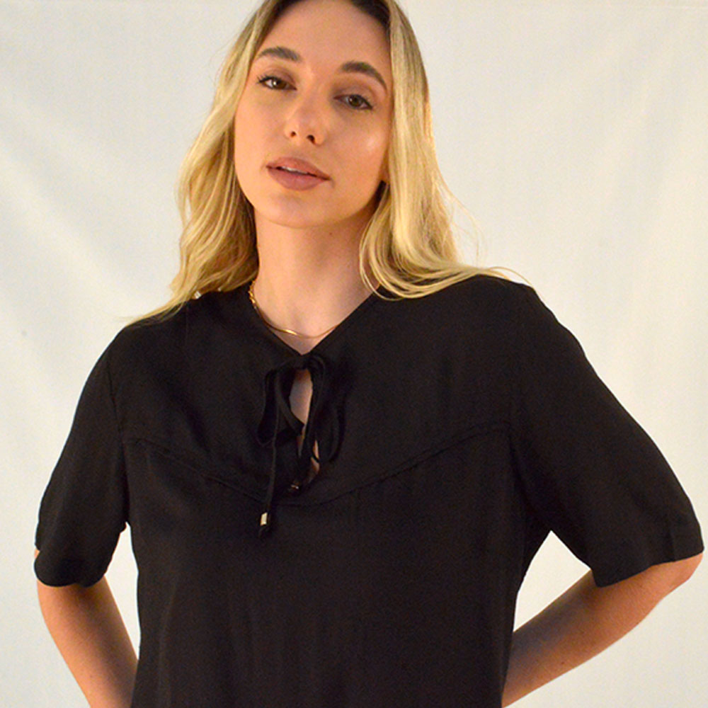 Blusa Viscose Amarrao Busto Cor Preta Scalon  - Foto 2