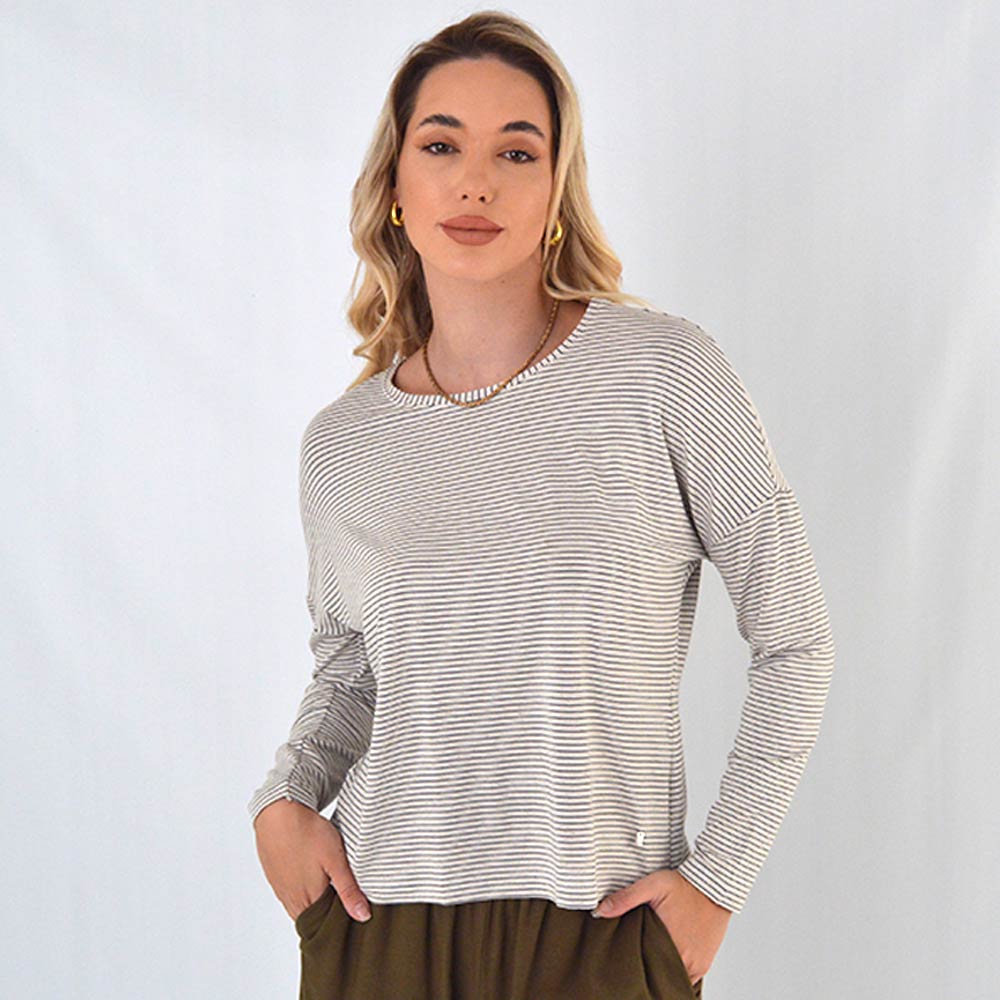Blusa Viscolinho Maquinetado Cor Off White Listrado Gatos e Atos - Foto 1