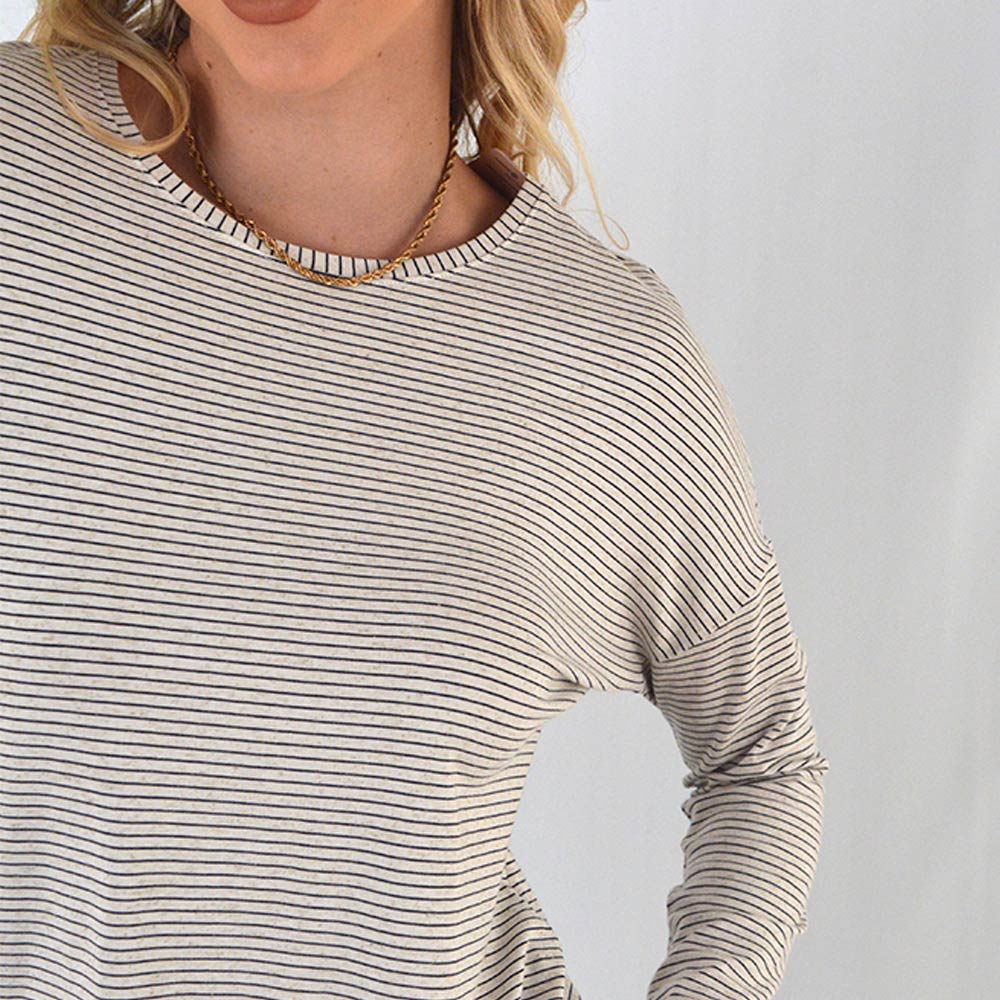 Blusa Viscolinho Maquinetado Cor Off White Listrado Gatos e Atos - Foto 2