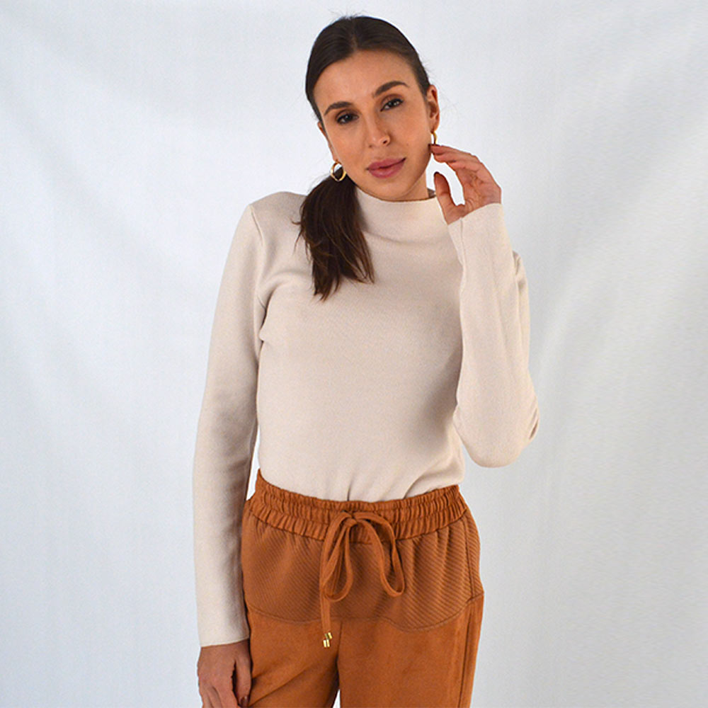 Blusa Fio de Cachemir Pelucia Por Dentro Bege Susan Zheng  - Foto 1