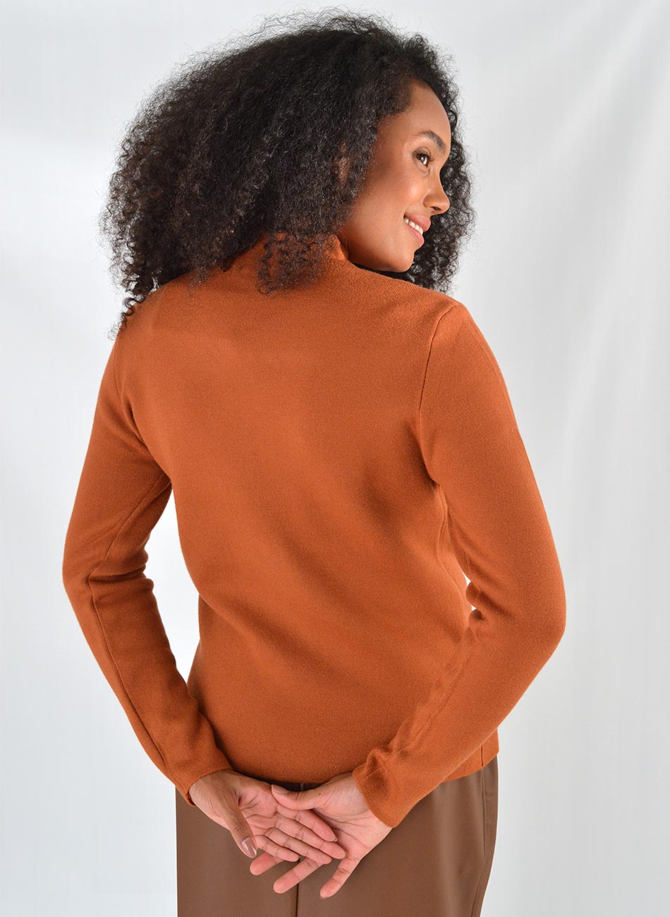 Blusa Fio de Cachemir Pelucia Por Dentro Terra Susan Zheng  - Foto 4
