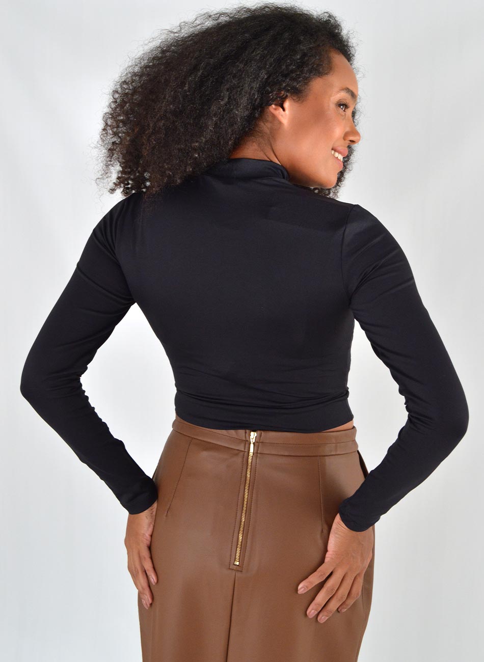 Cropped Coqueta Cor Preto - Foto 3