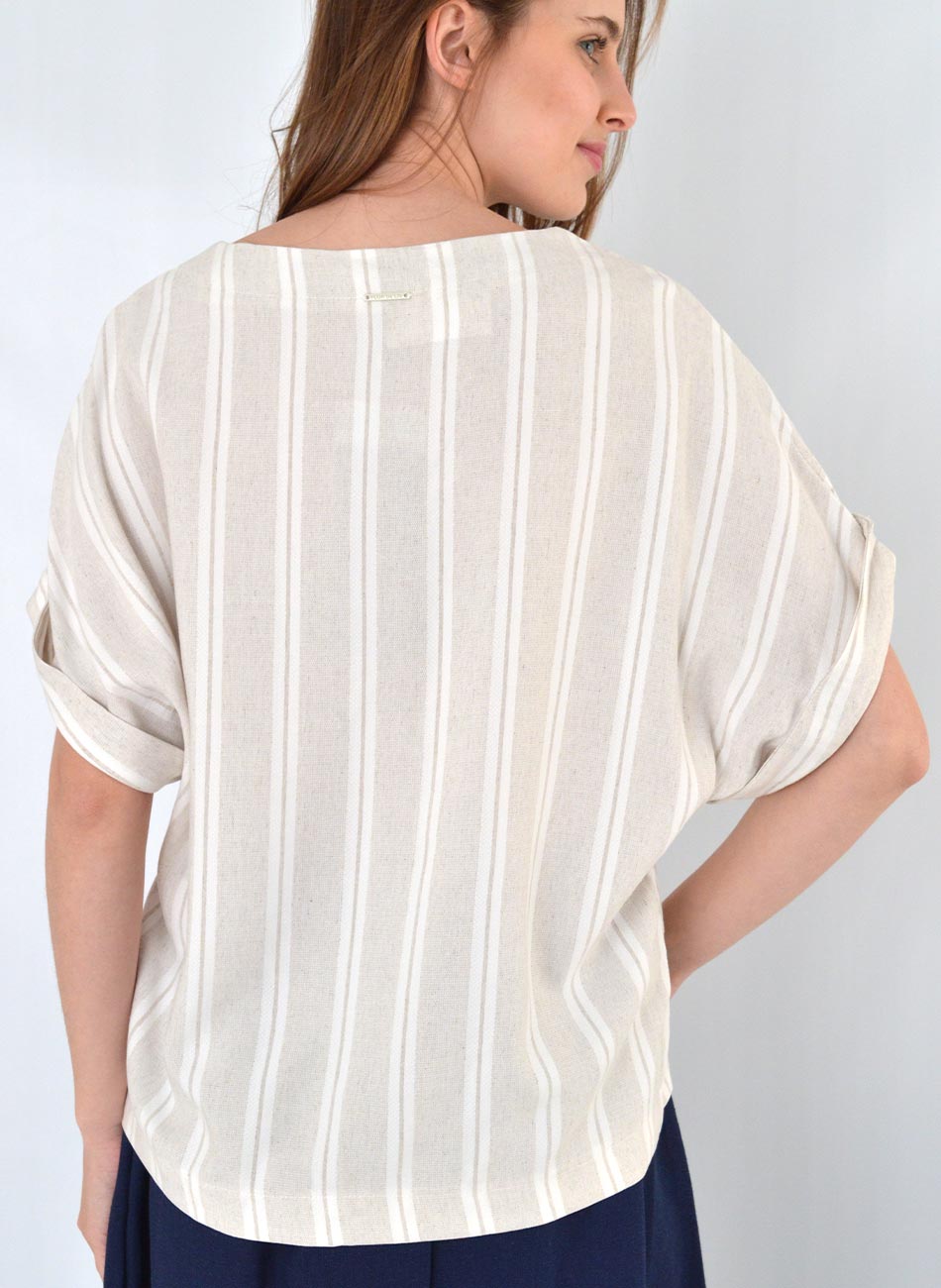 Blusa Viscolinho Flor de Lis - Foto 2