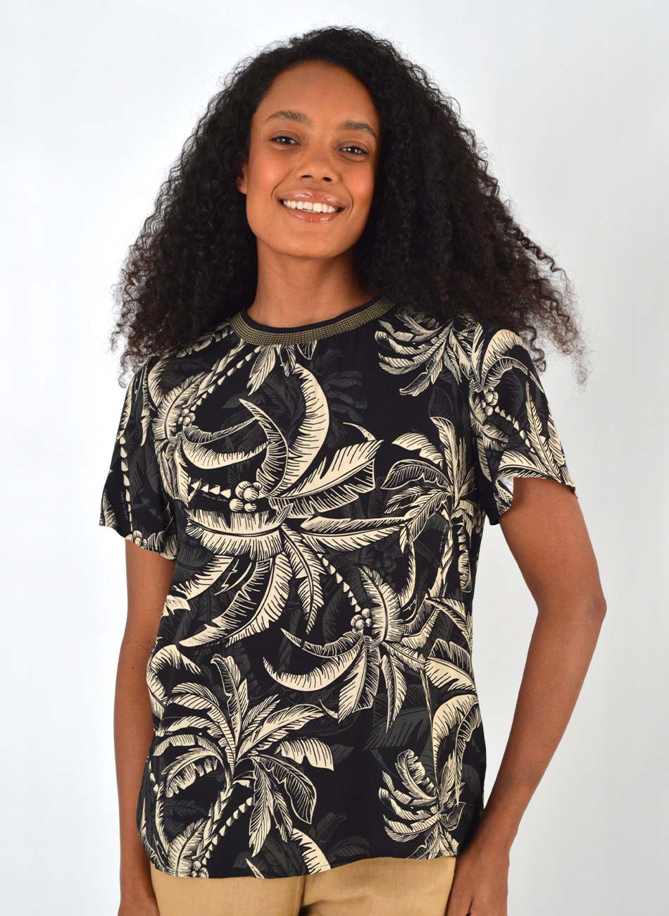 Blusa Viscose Coqueiro Preta Lez a Lez - Foto 1