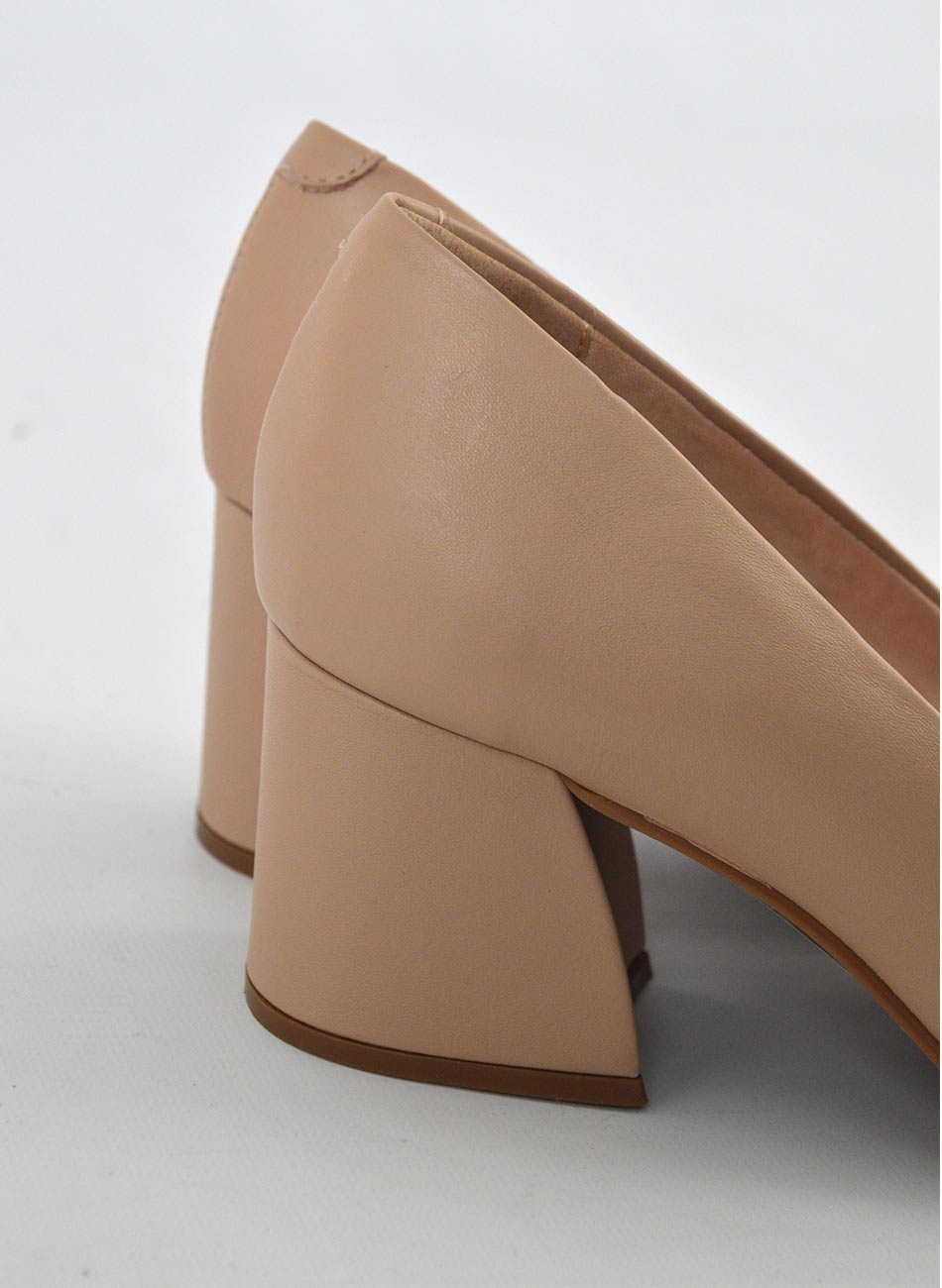 Scarpin Couro Creme Tabita - Foto 3