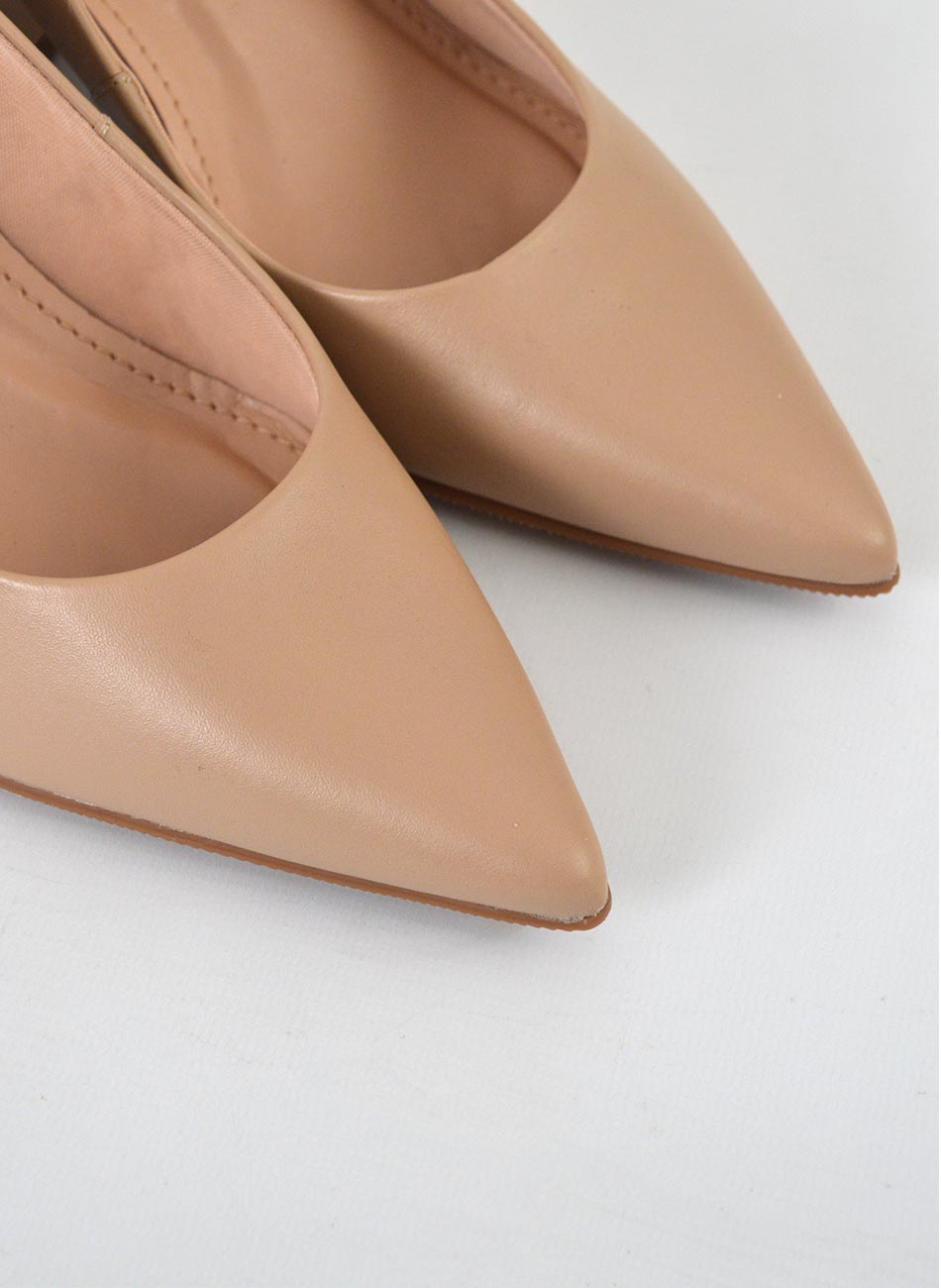Scarpin Couro Creme Tabita - Foto 4