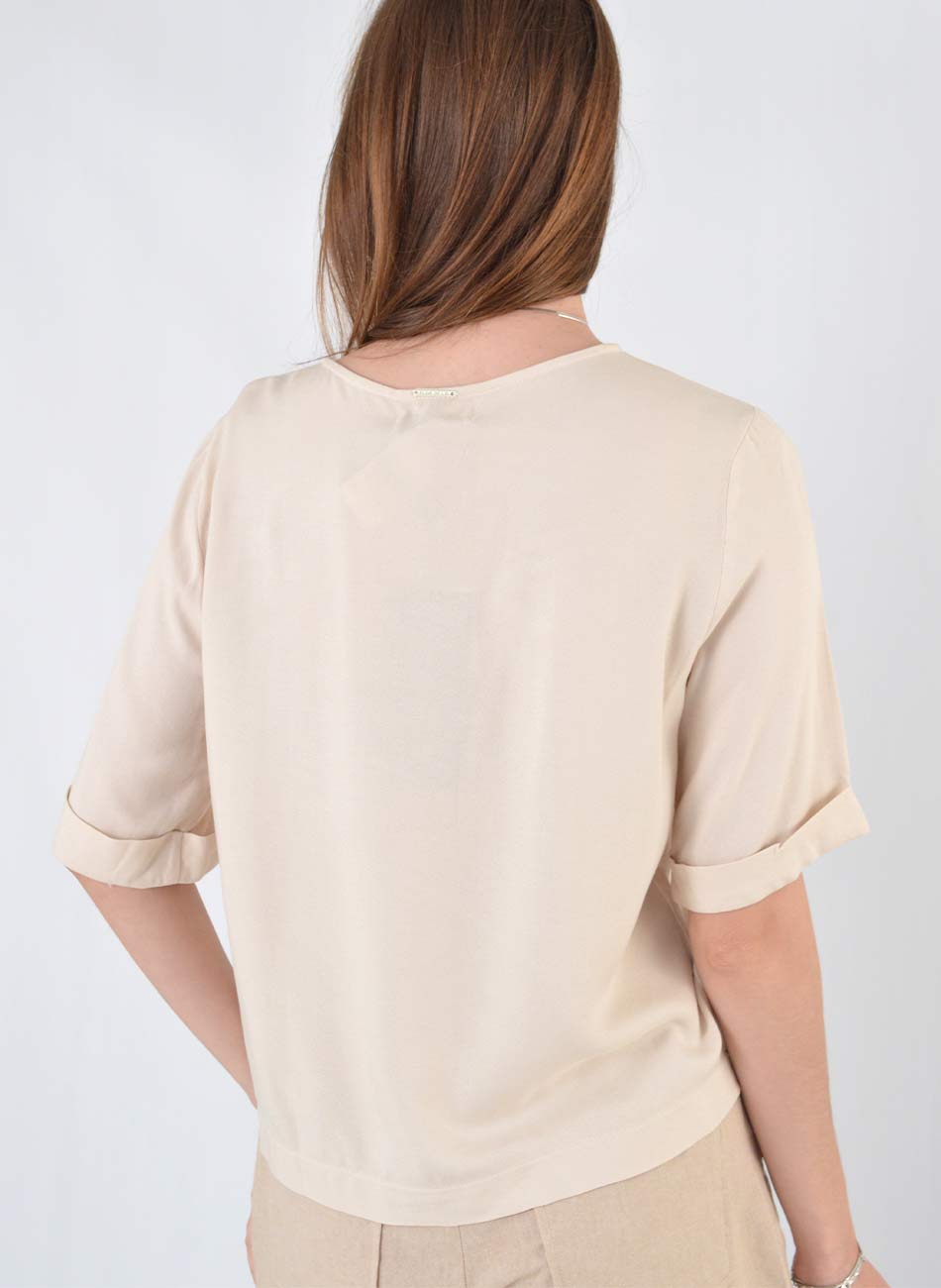 Blusa Bege Viscose Flor de Lis - Foto 3