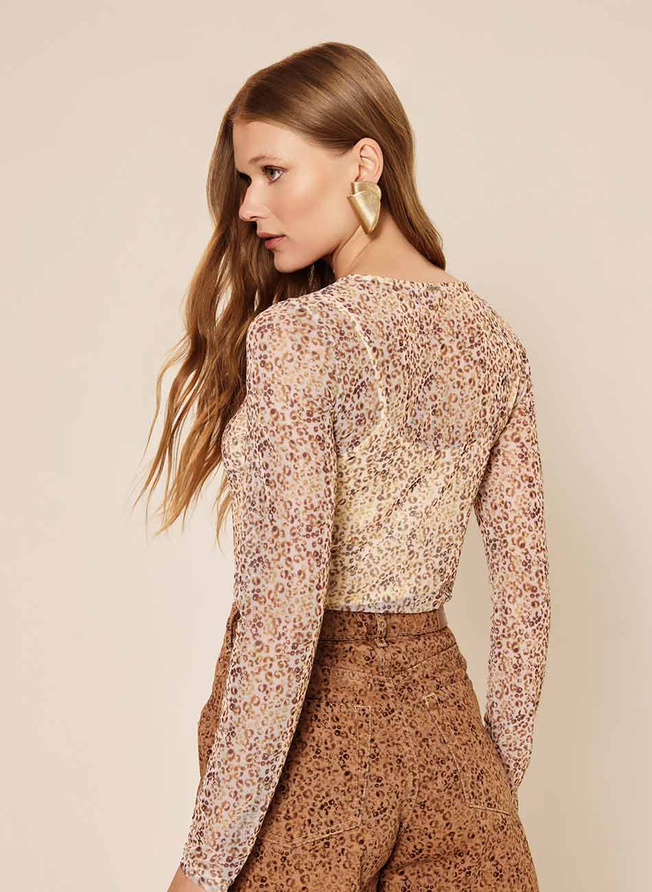 Blusa Bege Animal Print Tule Lez a Lez - Foto 2