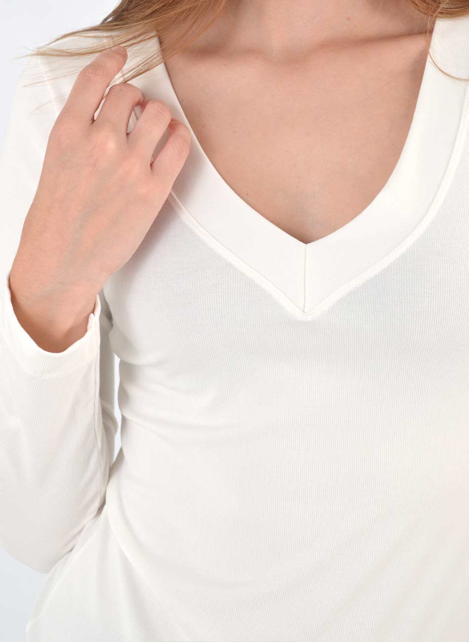 Blusa Viscose Canelada Off White Gatos e Atos  - Foto 2