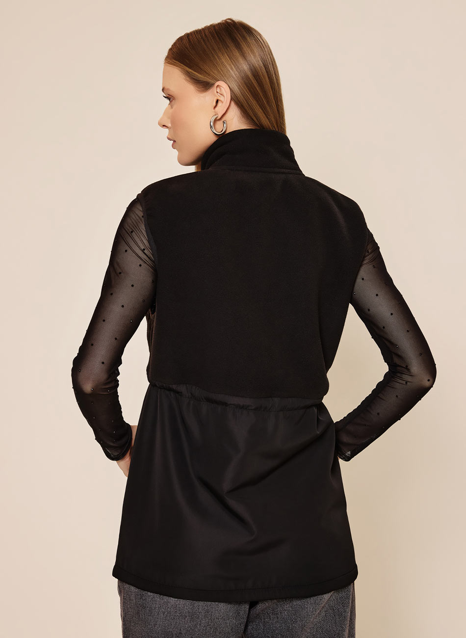Colete Preto Apeluciado Com Gola Alta Lez a Lez - Foto 2