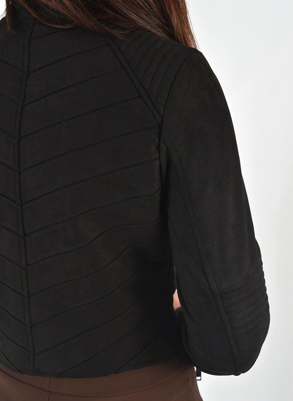 Jaqueta Suede Recortes Diagonais Preto Alpelo - Foto 11