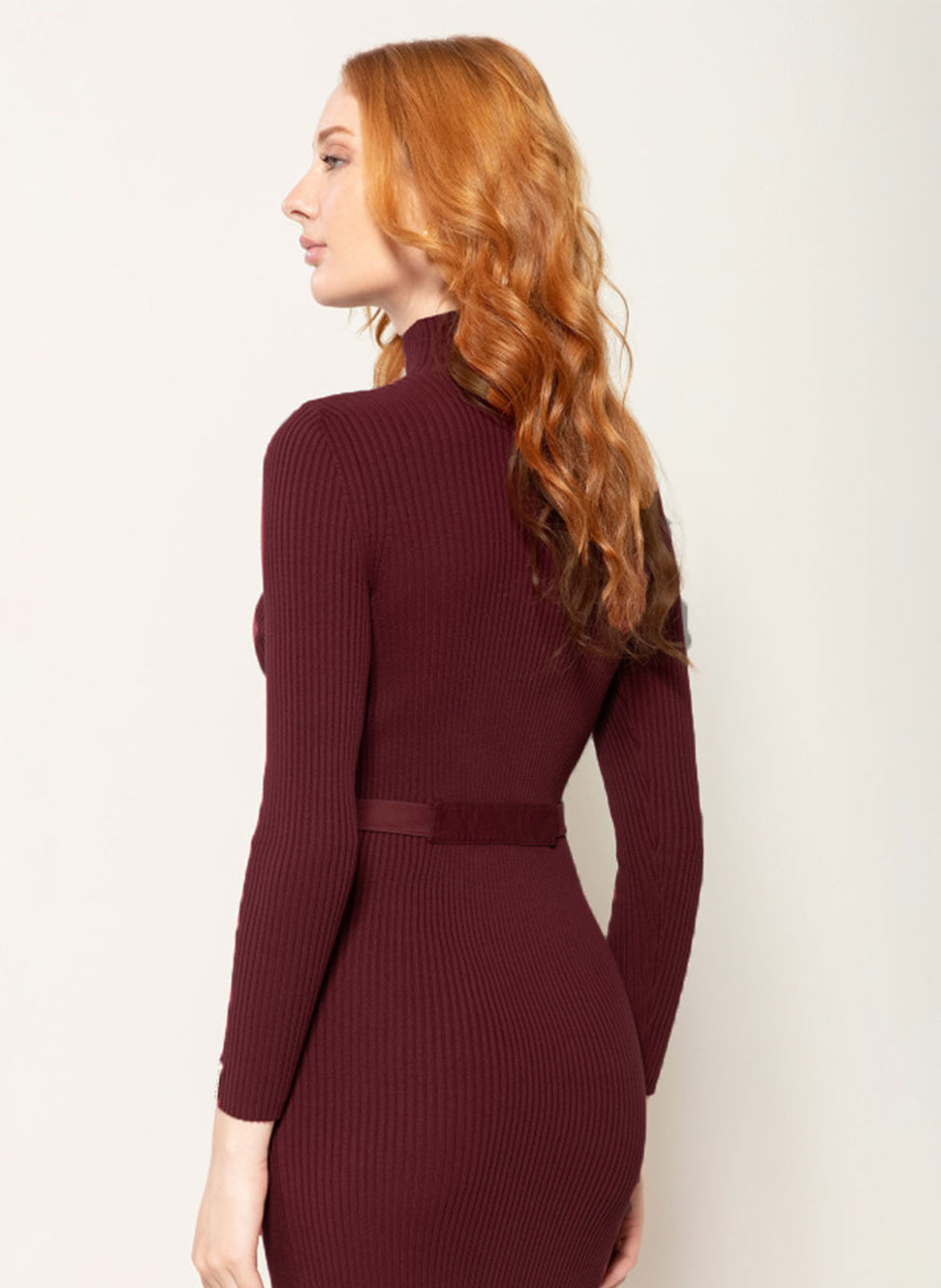 Vestido Biamar Canelado com Cinto Cor Cereja - Foto 2