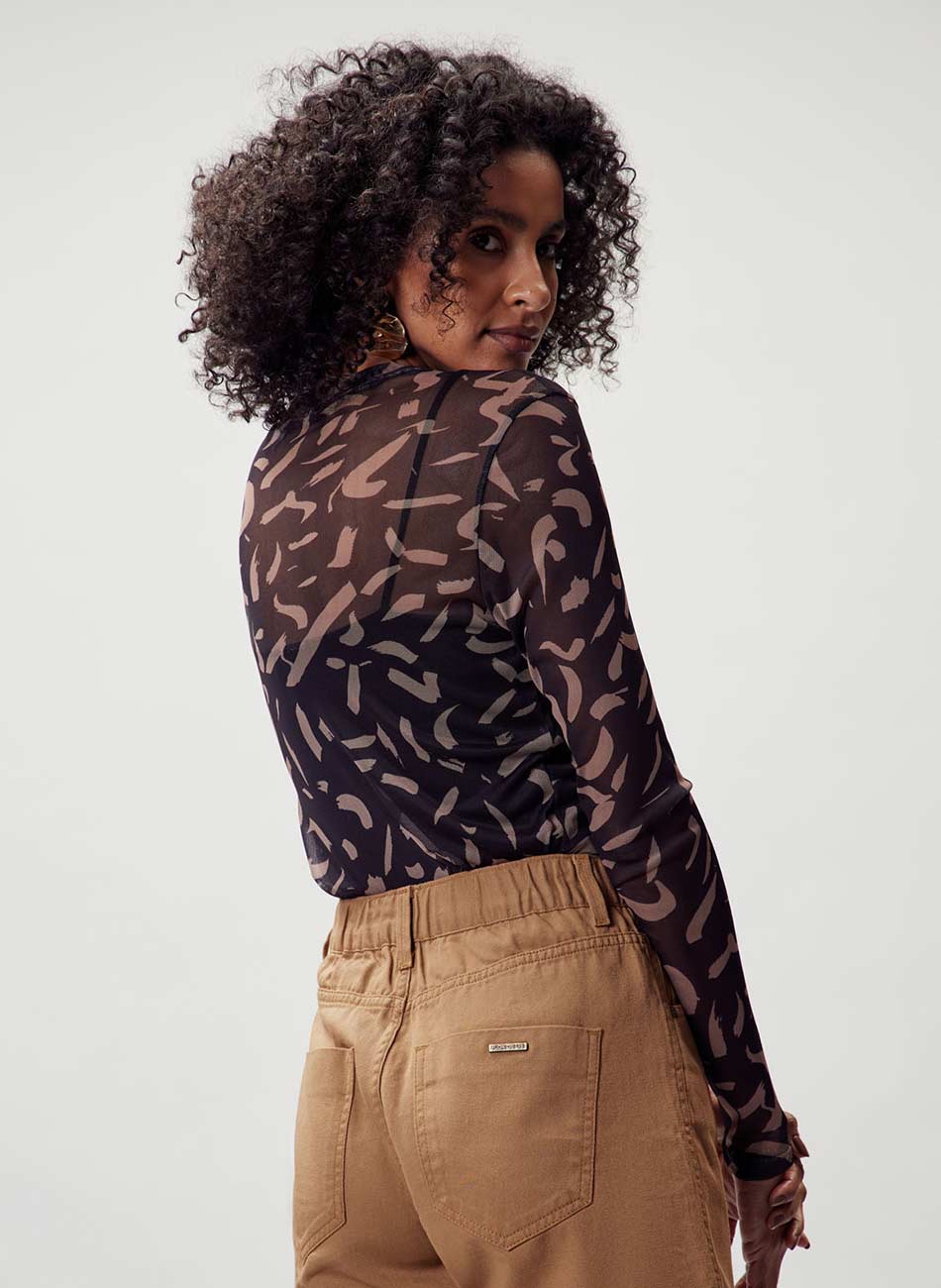 Blusa Preto em Tule Estampado Flor de Lis - Foto 2