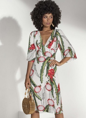 Vestido Midi em Viscose Flor de Lis Pitaya