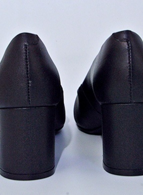 Scarpin Couro Preto Tabita - Foto 3