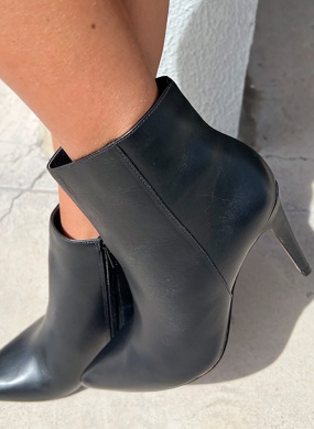 Bota Couro Preta Cano M�dio Bico Fino - Foto 5
