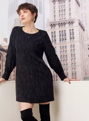 Vestido Curto Manga Longa Preto Maquinetado Declari  - Foto 1