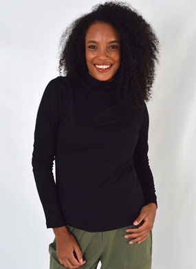 Blusa Gola Alta Cor Preta Declari - Foto 2
