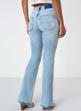 Cal�a Jeans Turmalina Flare Flor de Lis - Foto 2