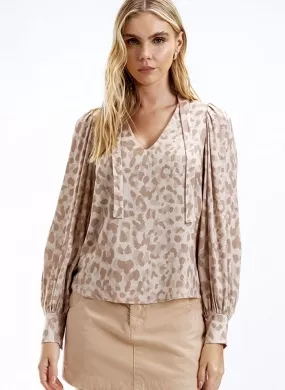 Blusa Manga Longa Bufante Animal Print com Amarração Lez a Lez - Foto 2