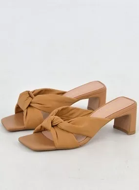 Mule Couro Cor Camel Tabita - Foto 5