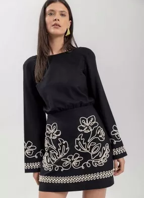 Vestido Curto Com Bordados Em Relevo Lez a lez - Foto 1