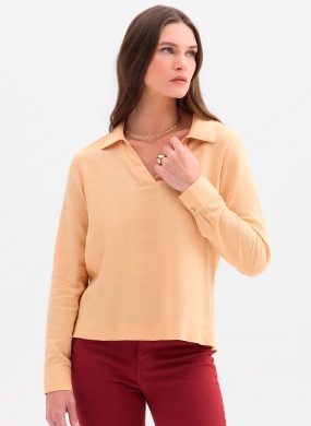 Blusa Alfaiataria Bege Flor de Lis - Foto 1