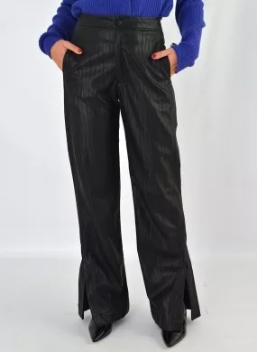 Calça Pantalona Em Pu Preto Bana Bana - Foto 1