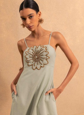 Vestido De Al�as Finas Com Maxi Flor e Decote Reto Lez a Lez - Foto 2