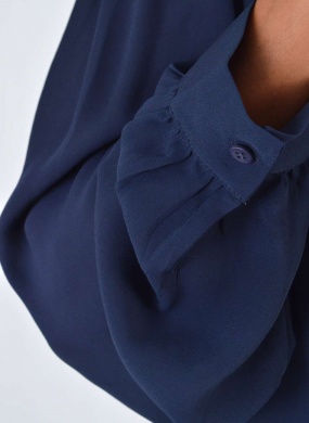 Camisa Marinho em Crepe Innocence - Foto 4