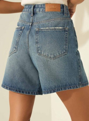 Bermuda Mom Jeans Lez a Lez - Foto 2