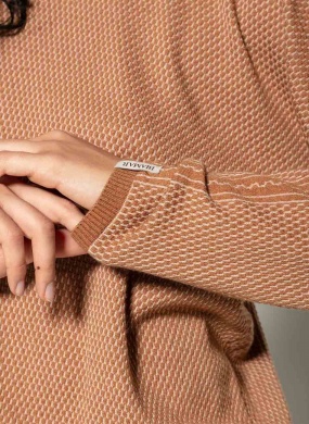 Blusa Caramelo Em Padronagem Po� Biamar - Foto 3
