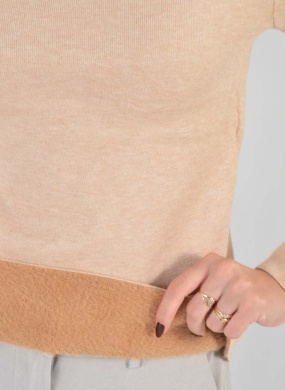 Blusa Fio de Cachemir Pelucia Por Dentro Bege Susan Zheng  - Foto 1