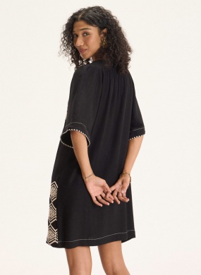 Vestido Curto Linho Bordado Frenezi Cant�o - Foto 2