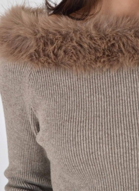 Blusa Fendi Pelo Fake Gida  - Foto 2
