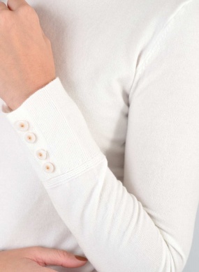 Blusa B�sica Tricot Gola Alta Cor Off White Alpelo  - Foto 4