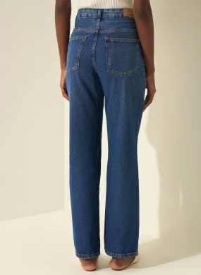 Cal�a Reta Jeans Com Cintura Alta Lez a Lez - Foto 2